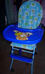 Продам стул для кормления