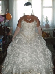 Красивое свадебное платье