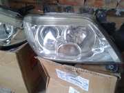 Продам недорого капот, фары, передний бампер, амортизаторы на Mitsubis