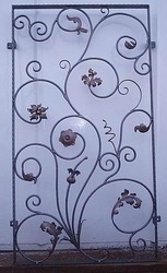 Ковка перил, решеток, ограждений, ворот, навесов в Севастополе