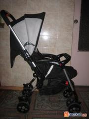 Продам почти новую легкую прогулочную коляску Geoby